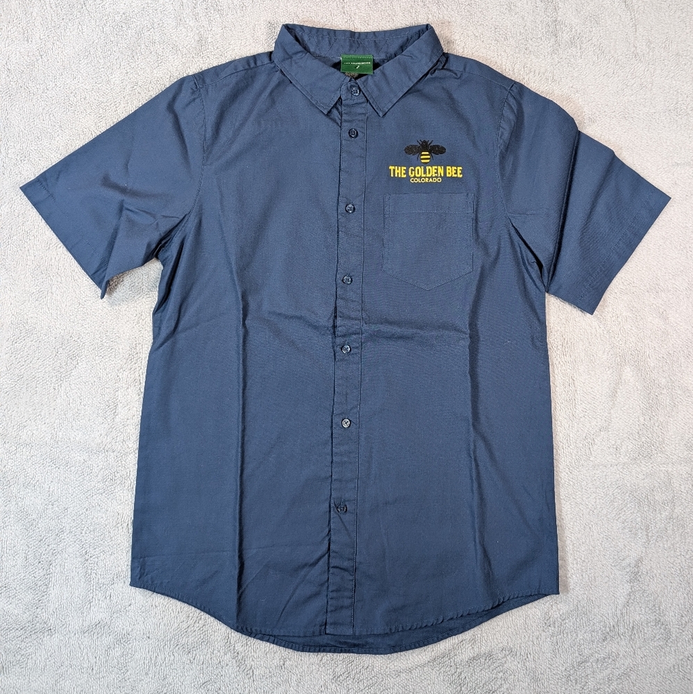 The Broadmoor Golden Bee Colorado English Pub Mens S/S Button Up Shirt Small NEW